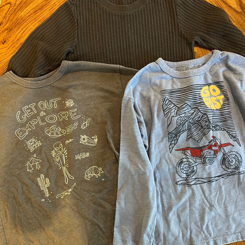 Garanimals Boys Long Sleeve Graphic Tees - Black, Gray, and Blue 5T